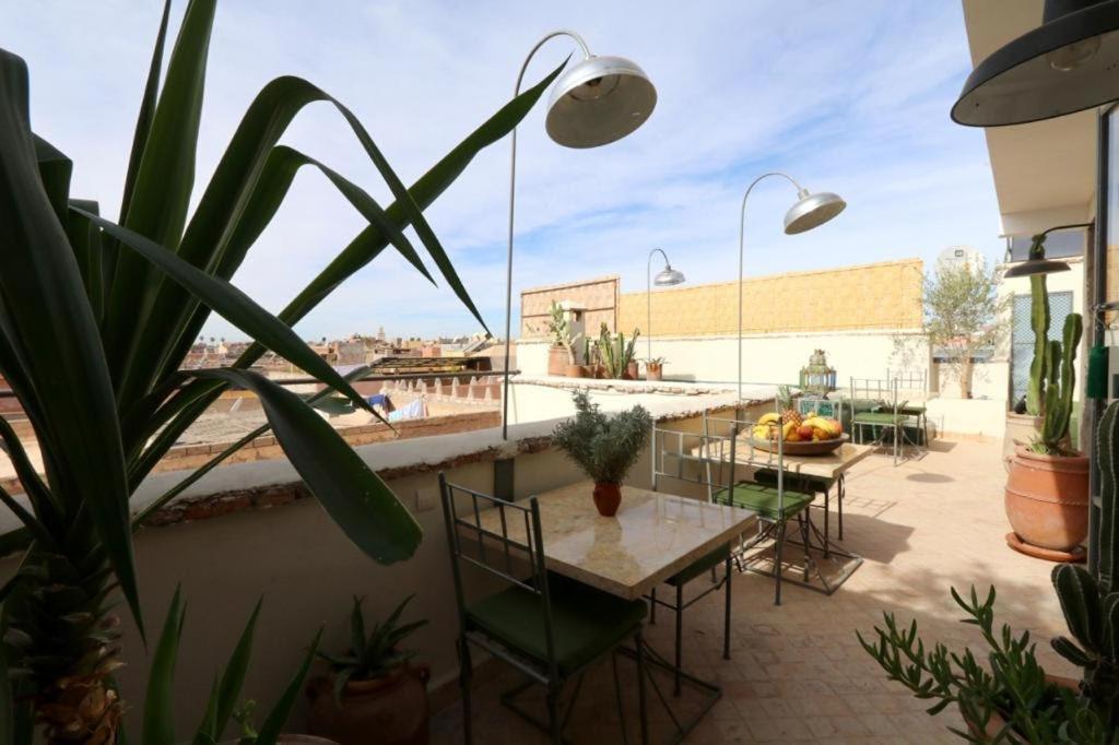 Riad 103 Medina Pool And Hammam Marrakesch Exterior foto